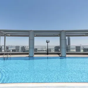 Spacious 2 Beds 5 Min Walk From Mall With Brand New Gym And Rooftop Swimming Pool Dubai